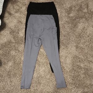 Stylish Womens Black and Gray Leggings w pockets! New without Tags